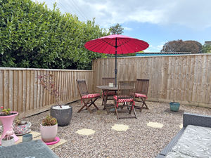 Photo 17- click for photo gallery